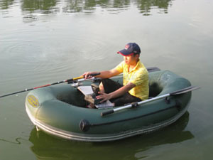北京钓鱼充气橡皮船